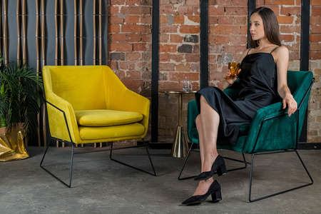 Fotel EMMA VELVET ciemnozielony welur