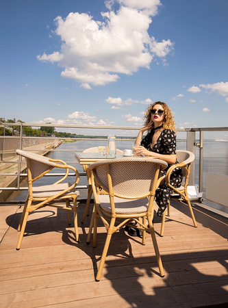 Krzesło CAFE BISTRO PARIS ARM             jasnobrązowe rattan